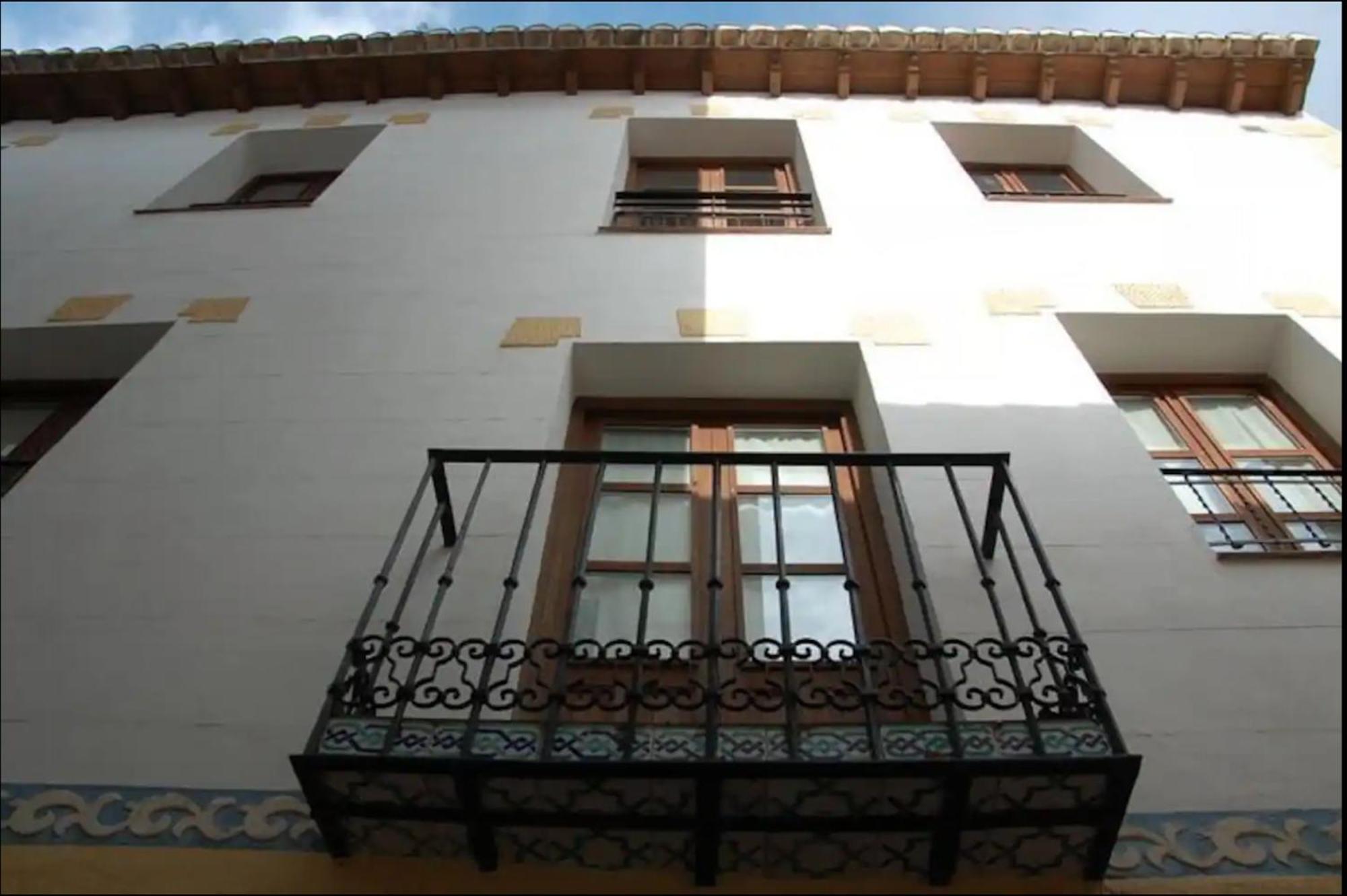Apartamentos Centro Historico A Los Pies De La Alhambra Granada Dış mekan fotoğraf